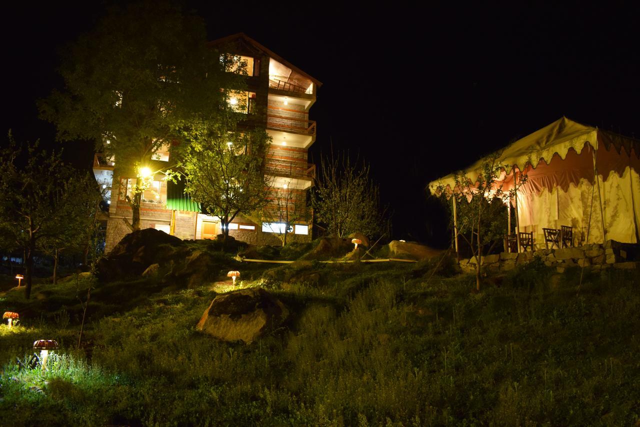 Resort Sky One By One