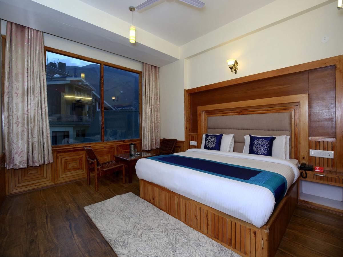 Hotel Oyo 10116 Rhythm Retreat Manali (Himachal Pradesh)