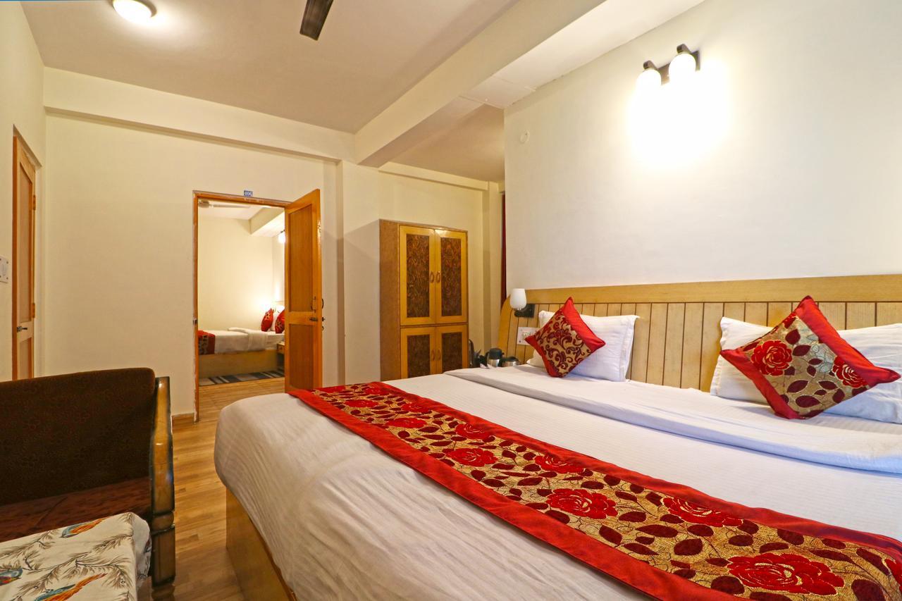 Trimrooms Hotel Manali (Himachal Pradesh)