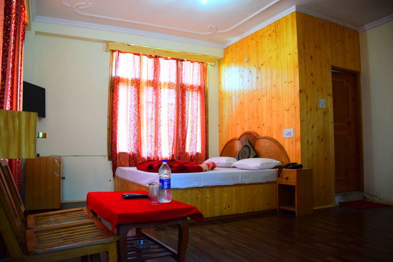 Suraj 3* Manali (Himachal Pradesh)