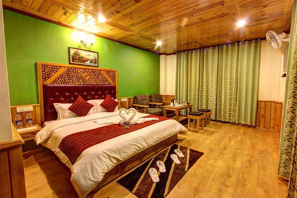 Hotel Aamod At Apple Town