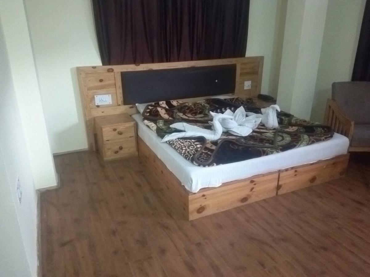 Hotel The Royal Manali (Himachal Pradesh)