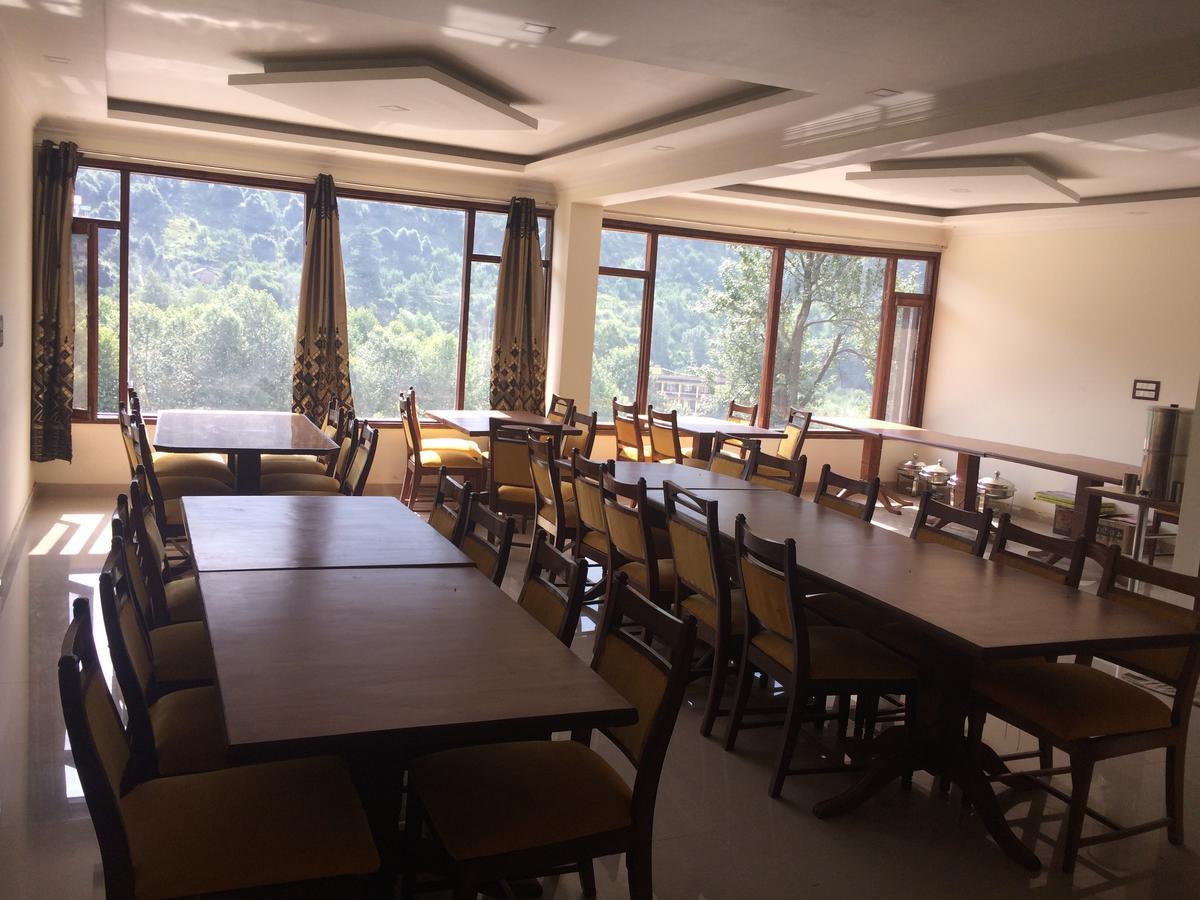 Tara Hotel 3*