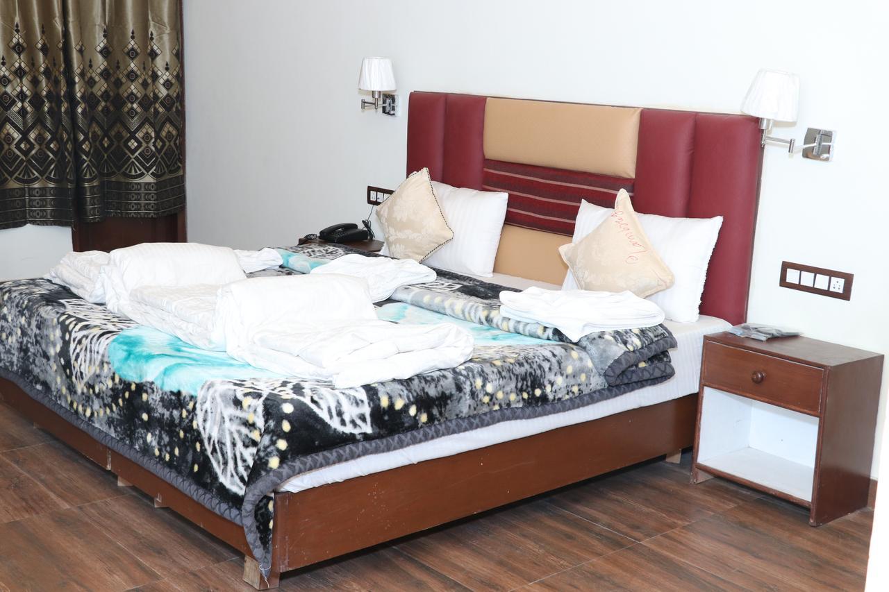 Tara Hotel 3*
