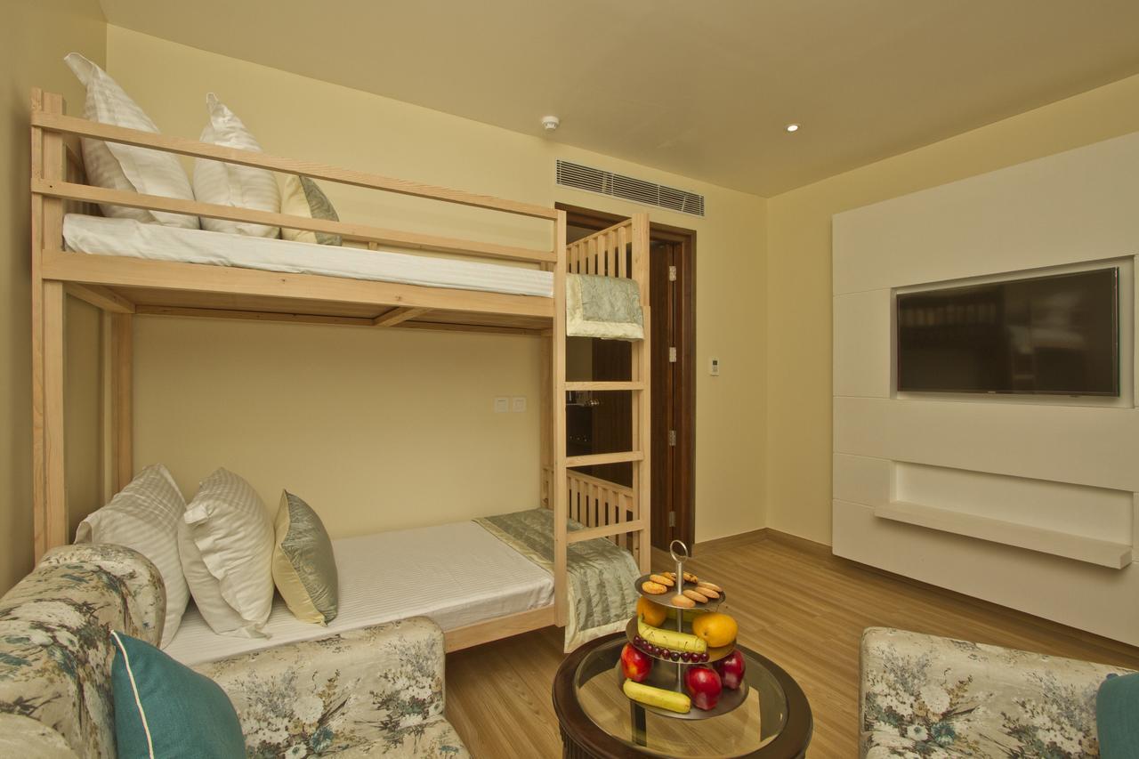 Western Himalyan Monal 4*