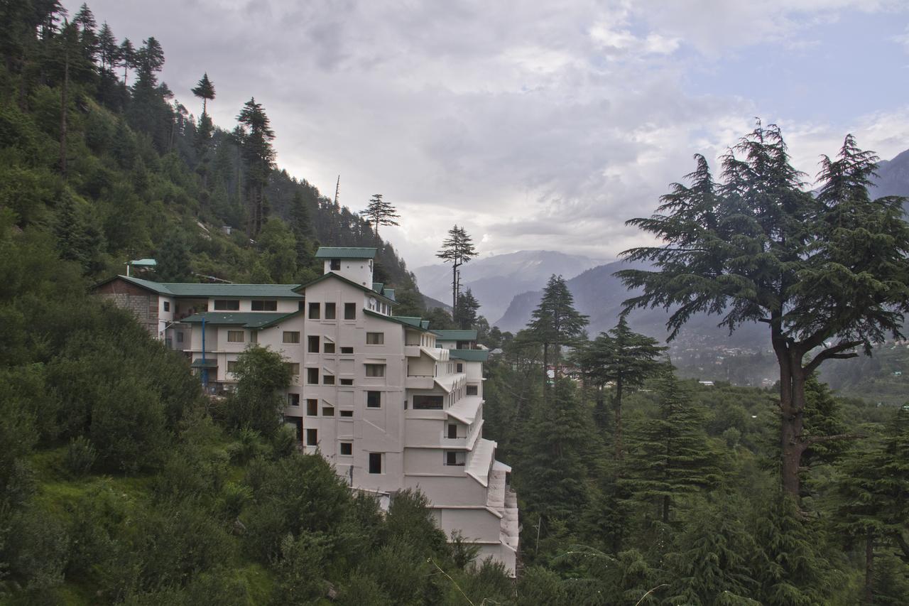 Western Himalyan Monal Manali (Himachal Pradesh)