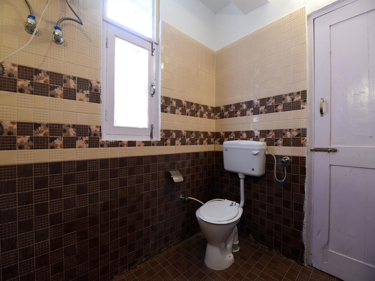 Hotel Oyo 14393 Akash Hills 3*