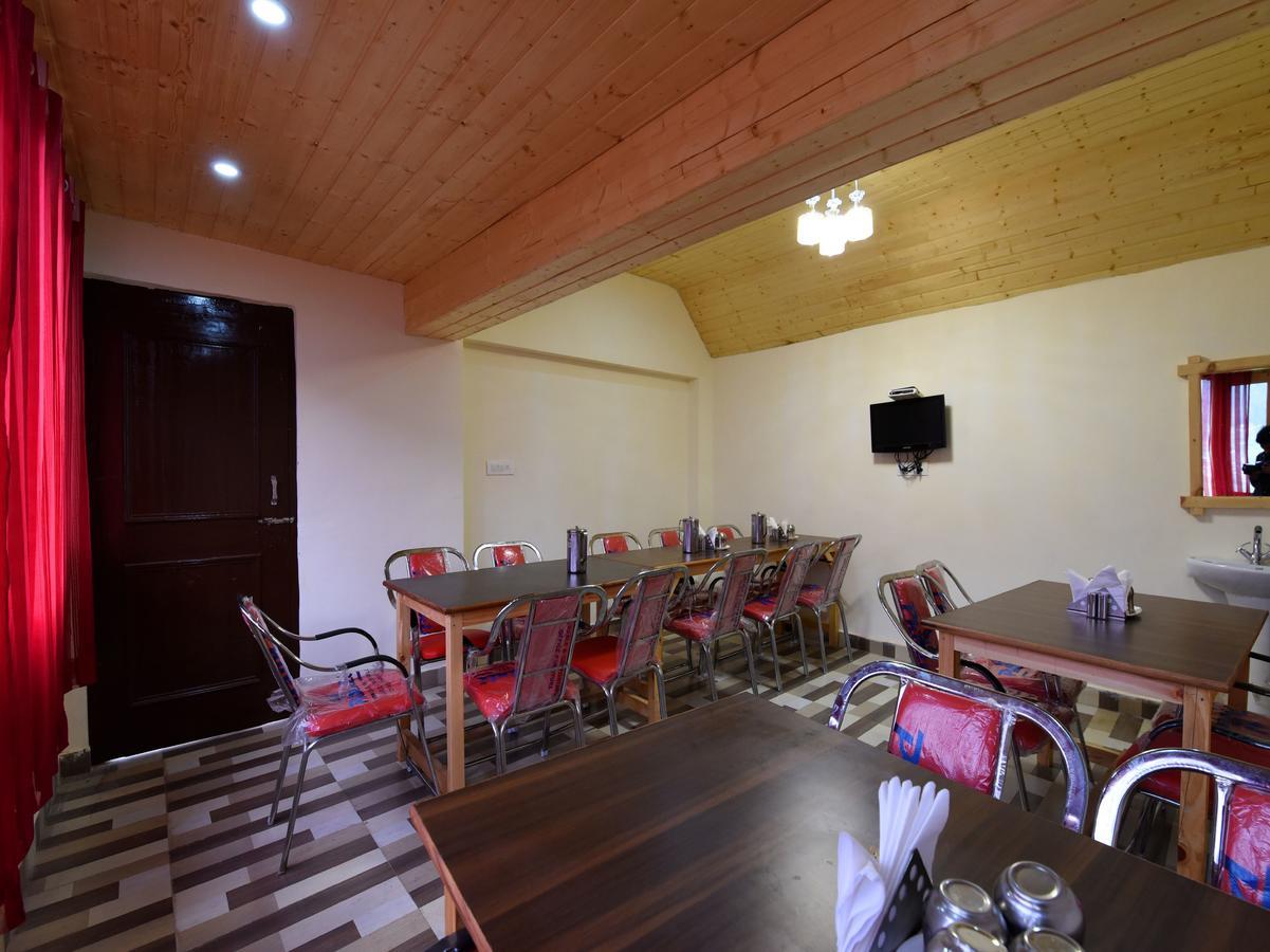Oyo 14393 Akash Hills 3* Manali (Himachal Pradesh)