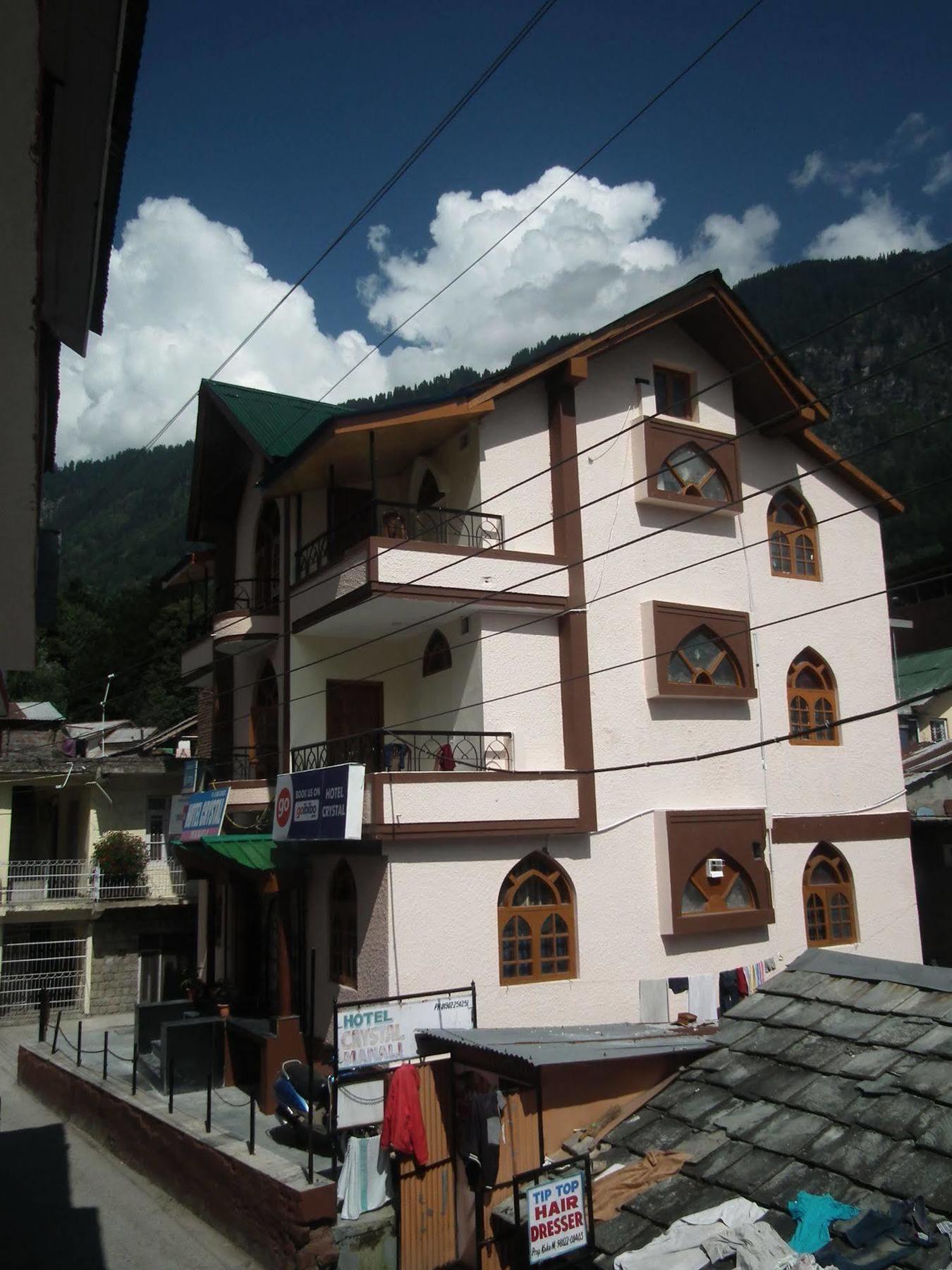 Hotel Crystal