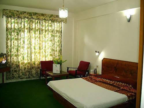 Devlok Hotel Manali (Himachal Pradesh)