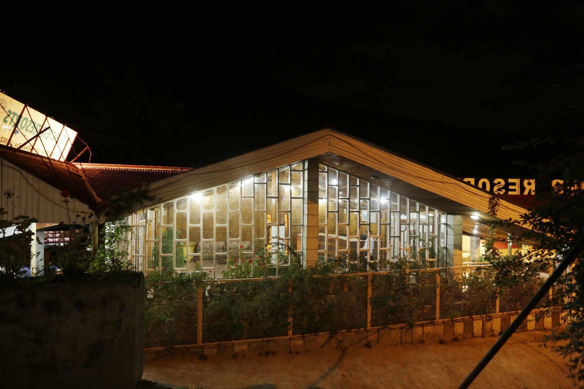 Hotel Glacier Manali (Himachal Pradesh)