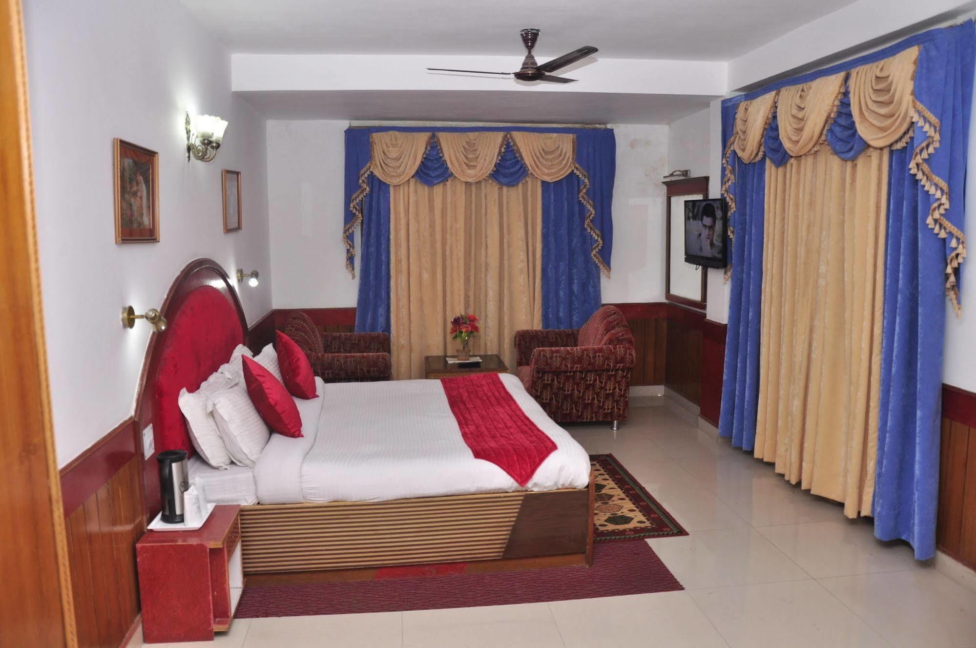 Snow Park Hotel Manali (Himachal Pradesh)