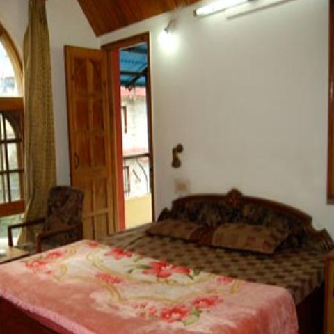 Crystal Hotel 3*
