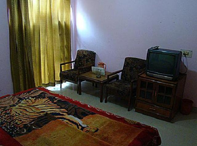 Hotel Crystal Manali (Himachal Pradesh)