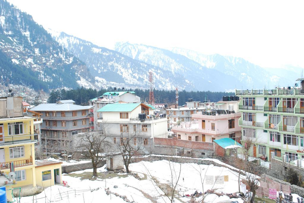 Crystal Hotel