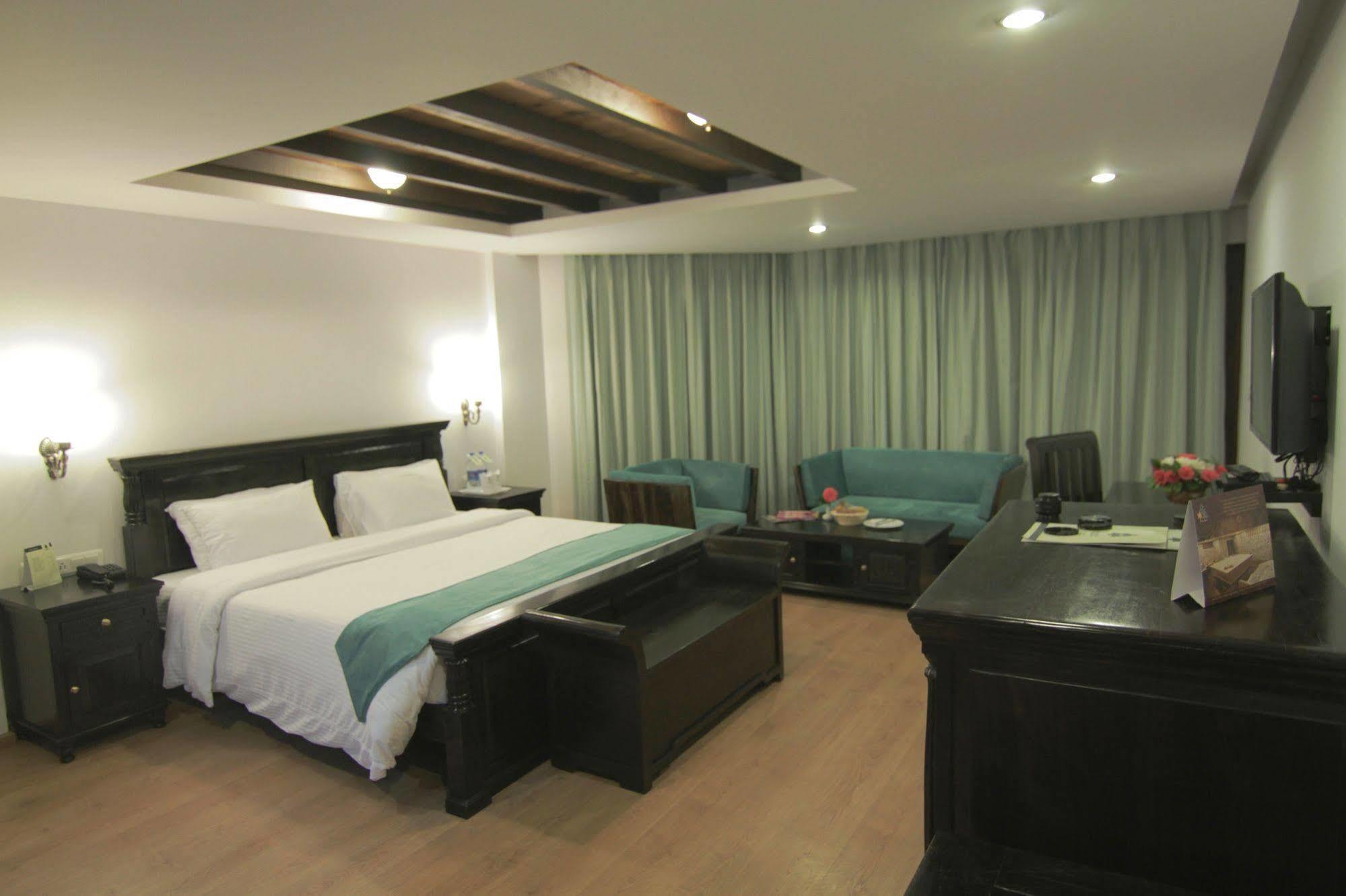 Manuallaya The & Resort 5*