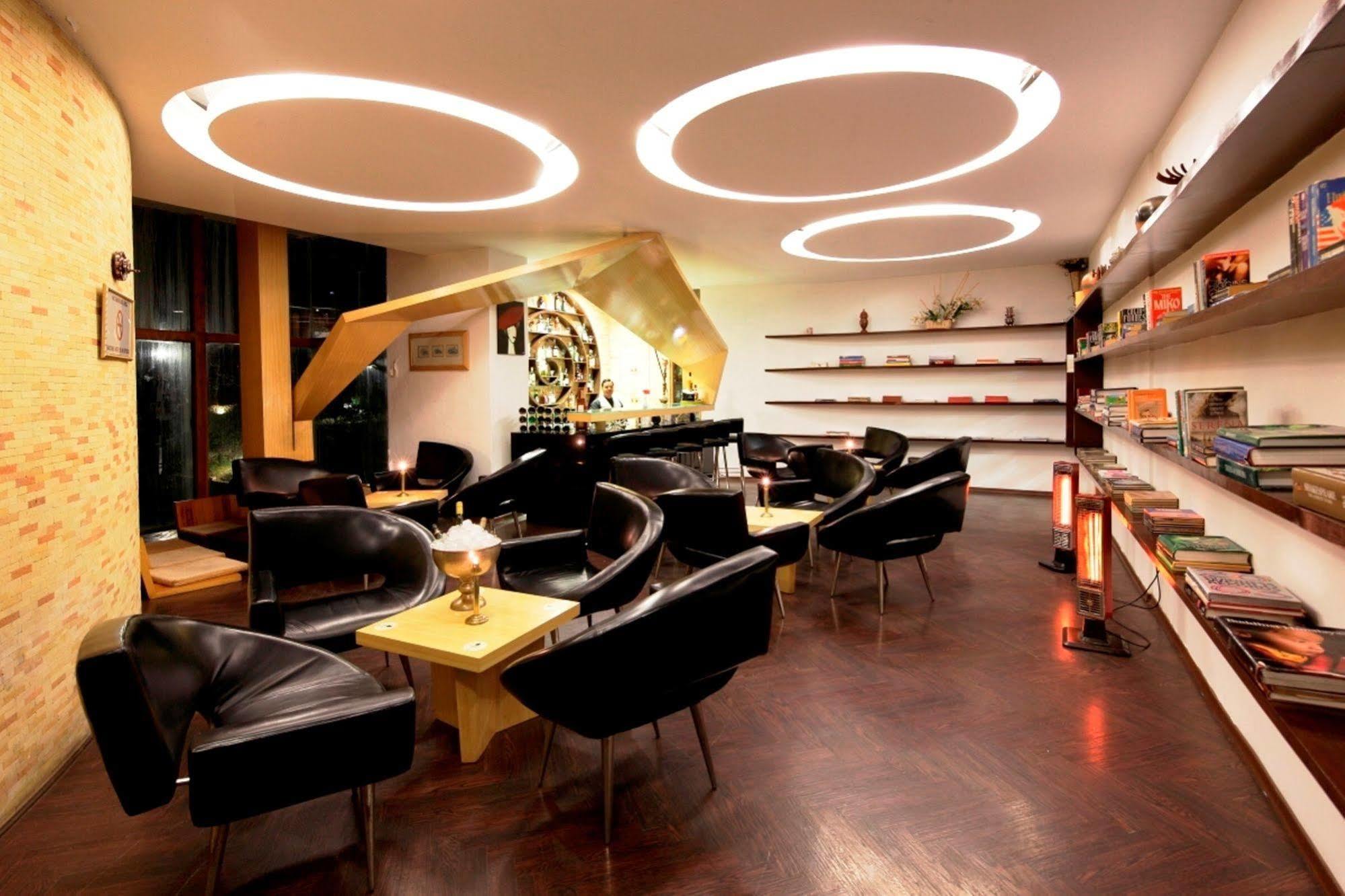 Resort Manuallaya The &