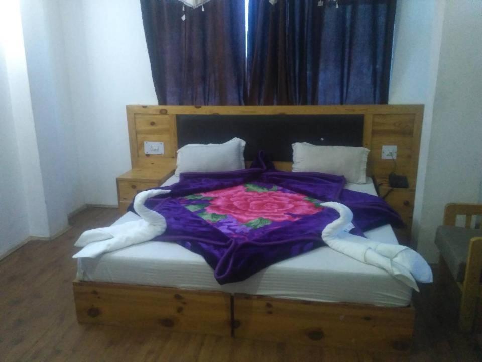 The Royal 3* Manali (Himachal Pradesh)