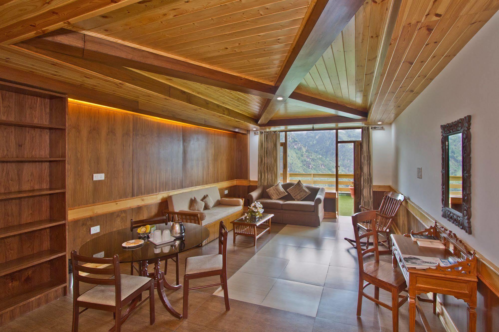 Vivaan The Sunrise Resort 4*