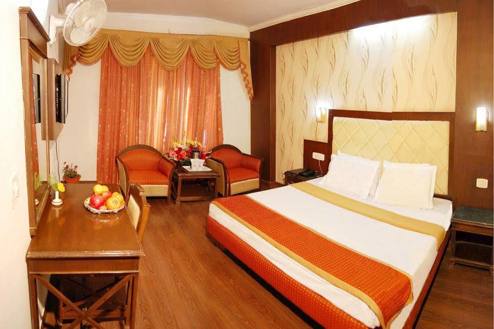 Angel's Hotel