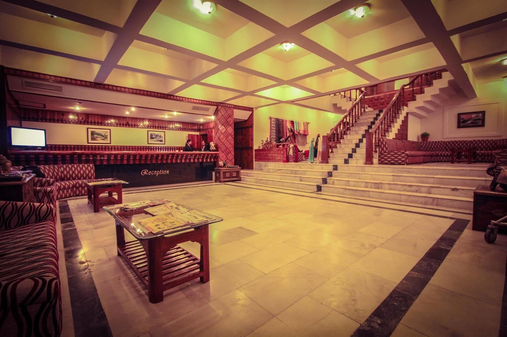 Golden Tulip Hotel 3*