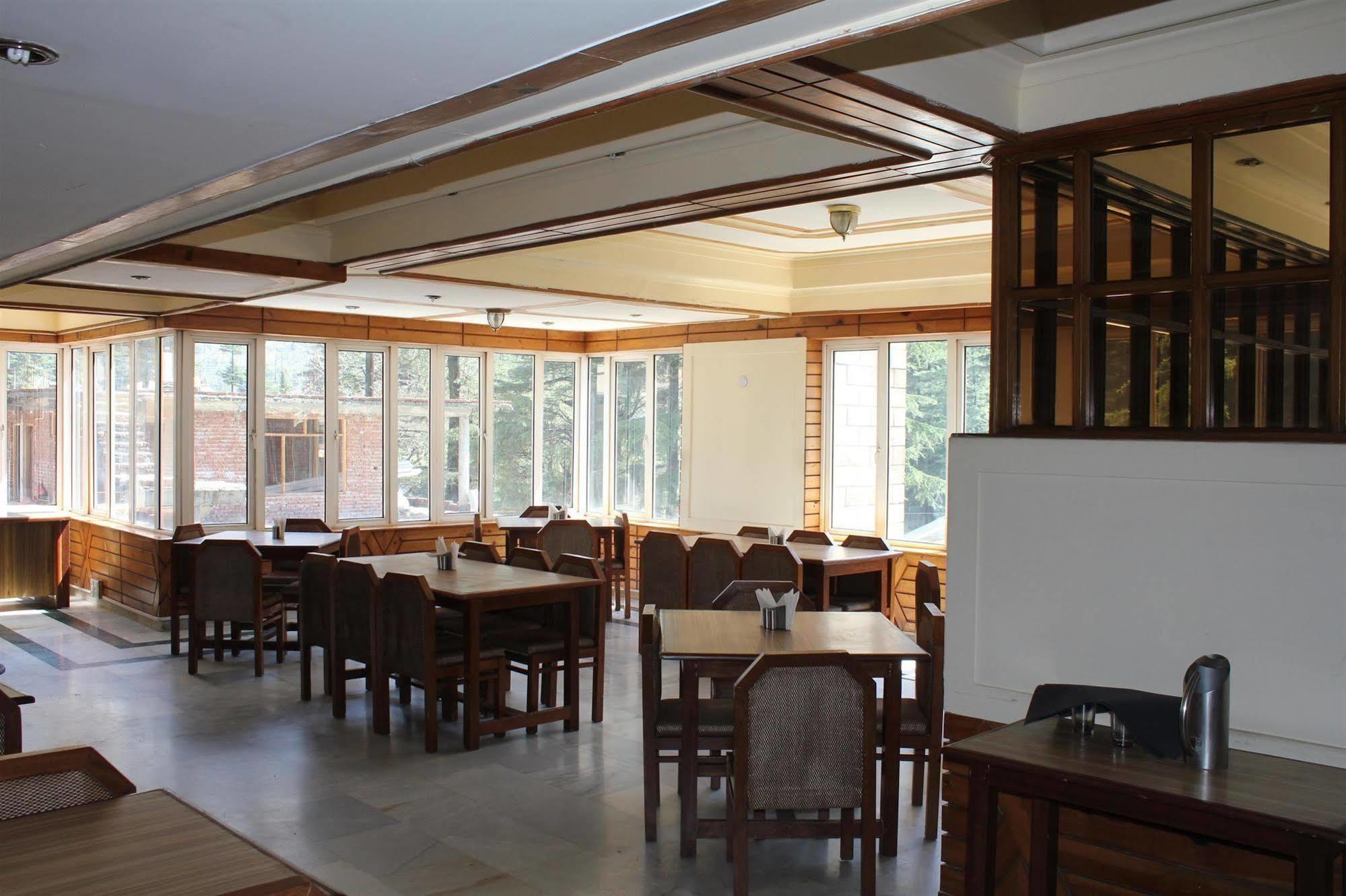 Hotel Golden Tulip 3*