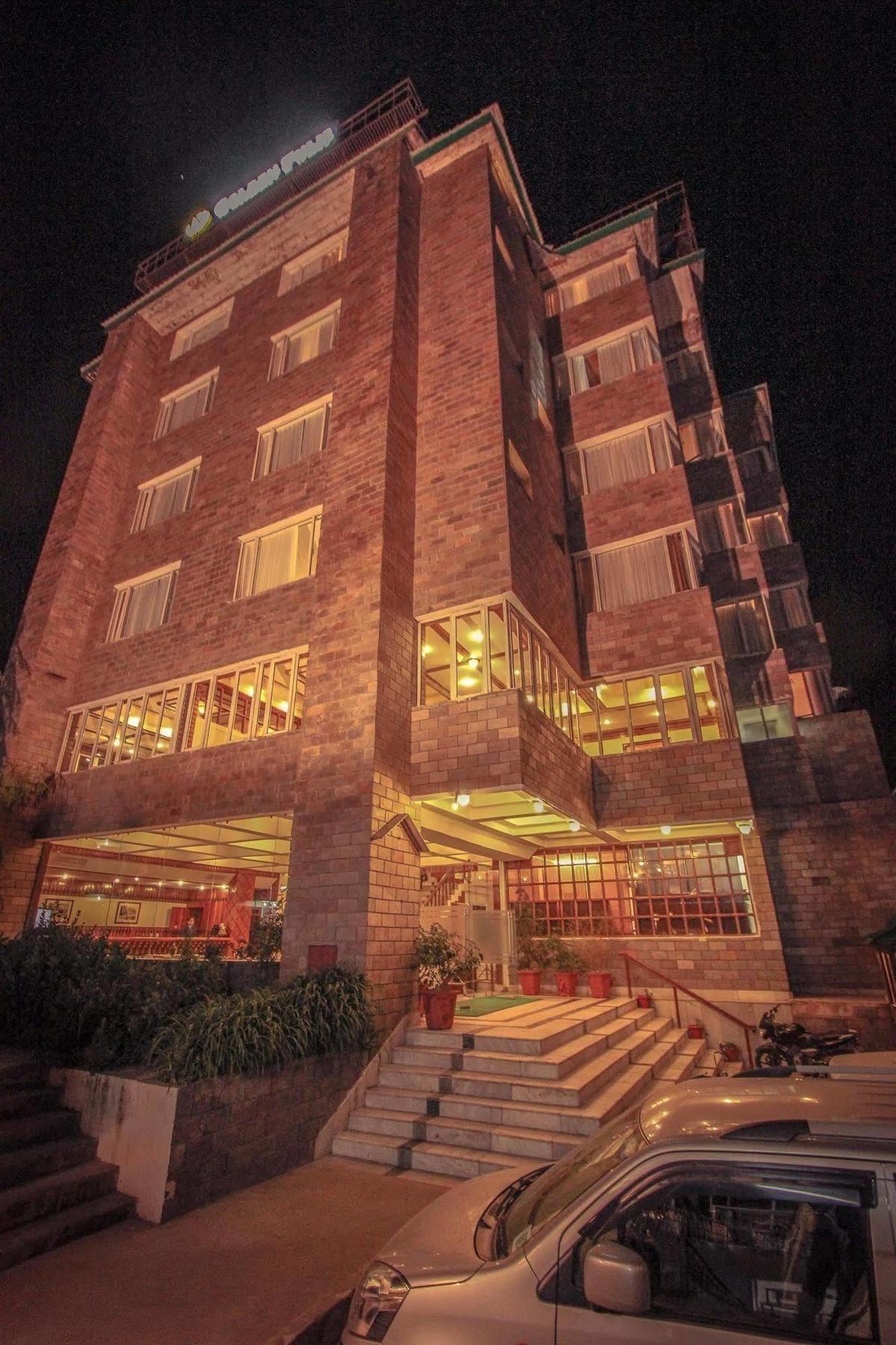 Hotel Golden Tulip 3*