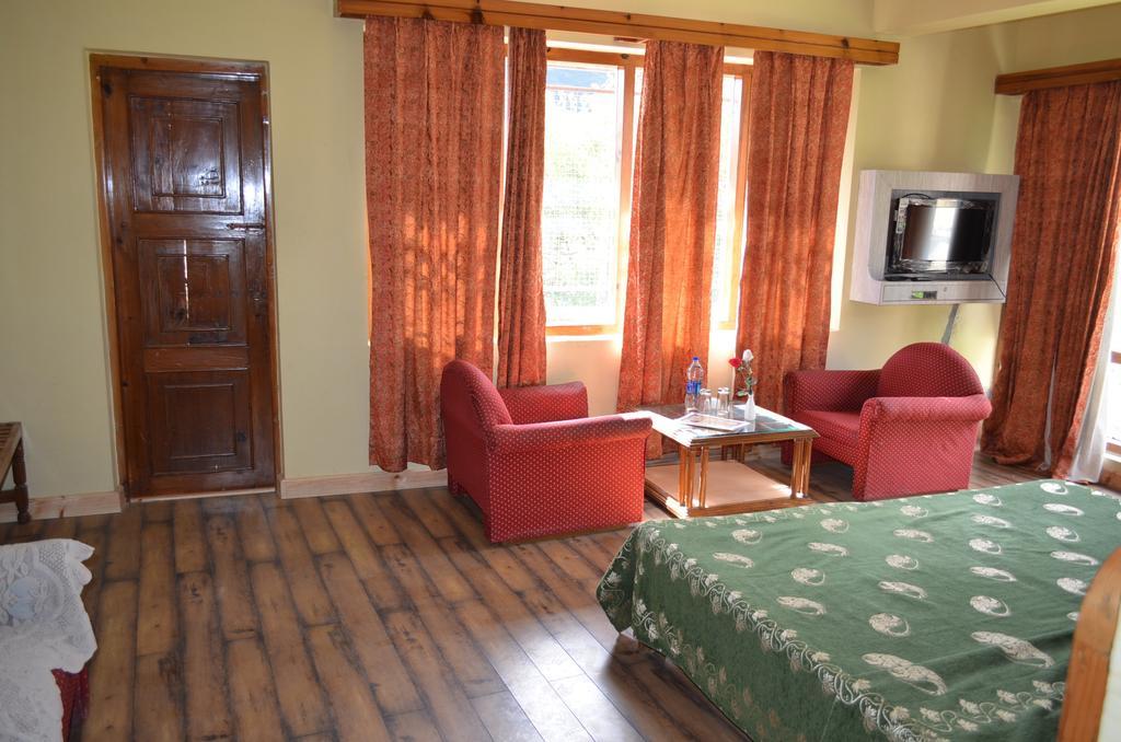Hotel Mahal Manali (Himachal Pradesh)