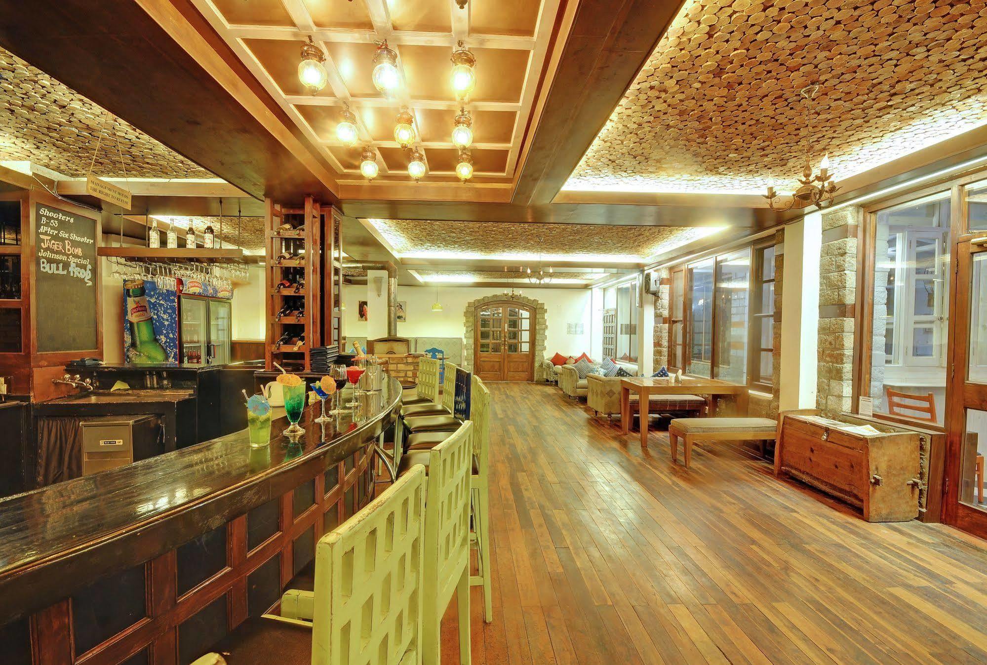 Hotel Johnson &