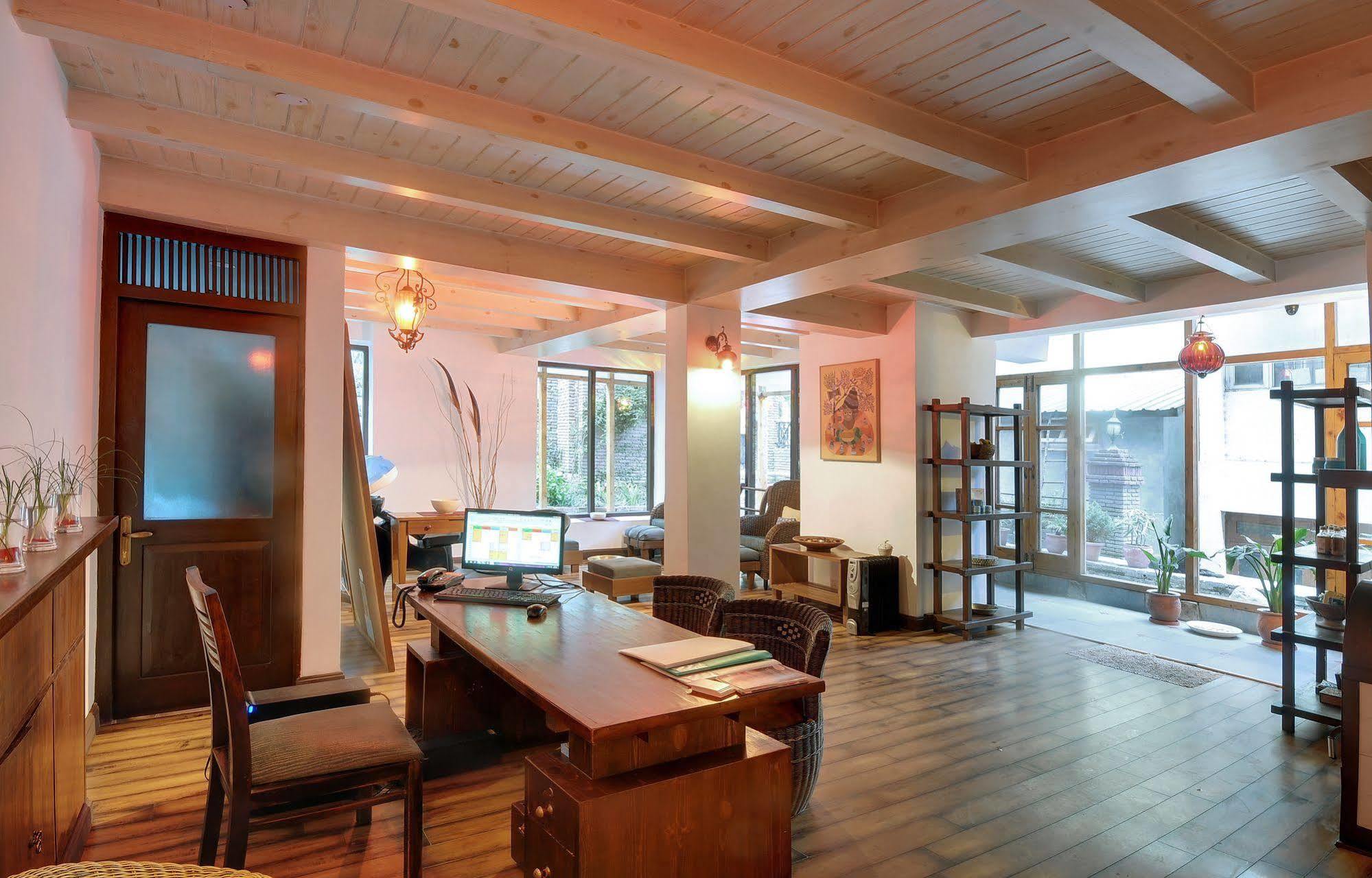 Johnson & 3* Manali (Himachal Pradesh)