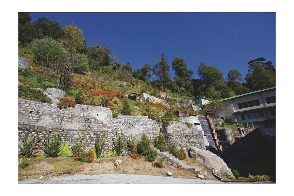 Hotel The River Crescent 4*