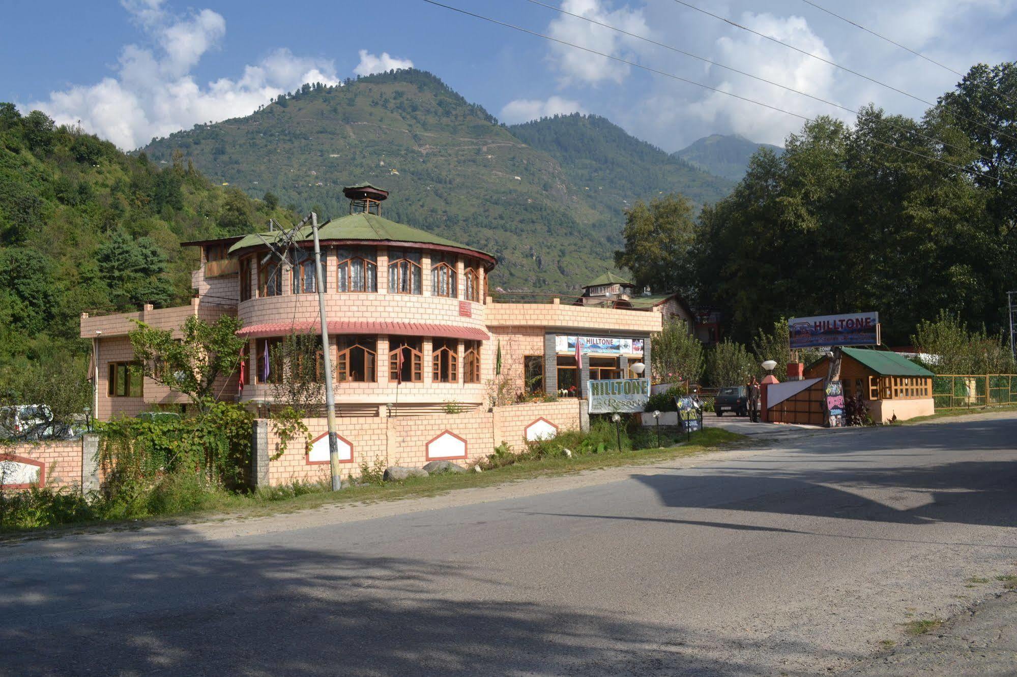 Hotel Hilltone &