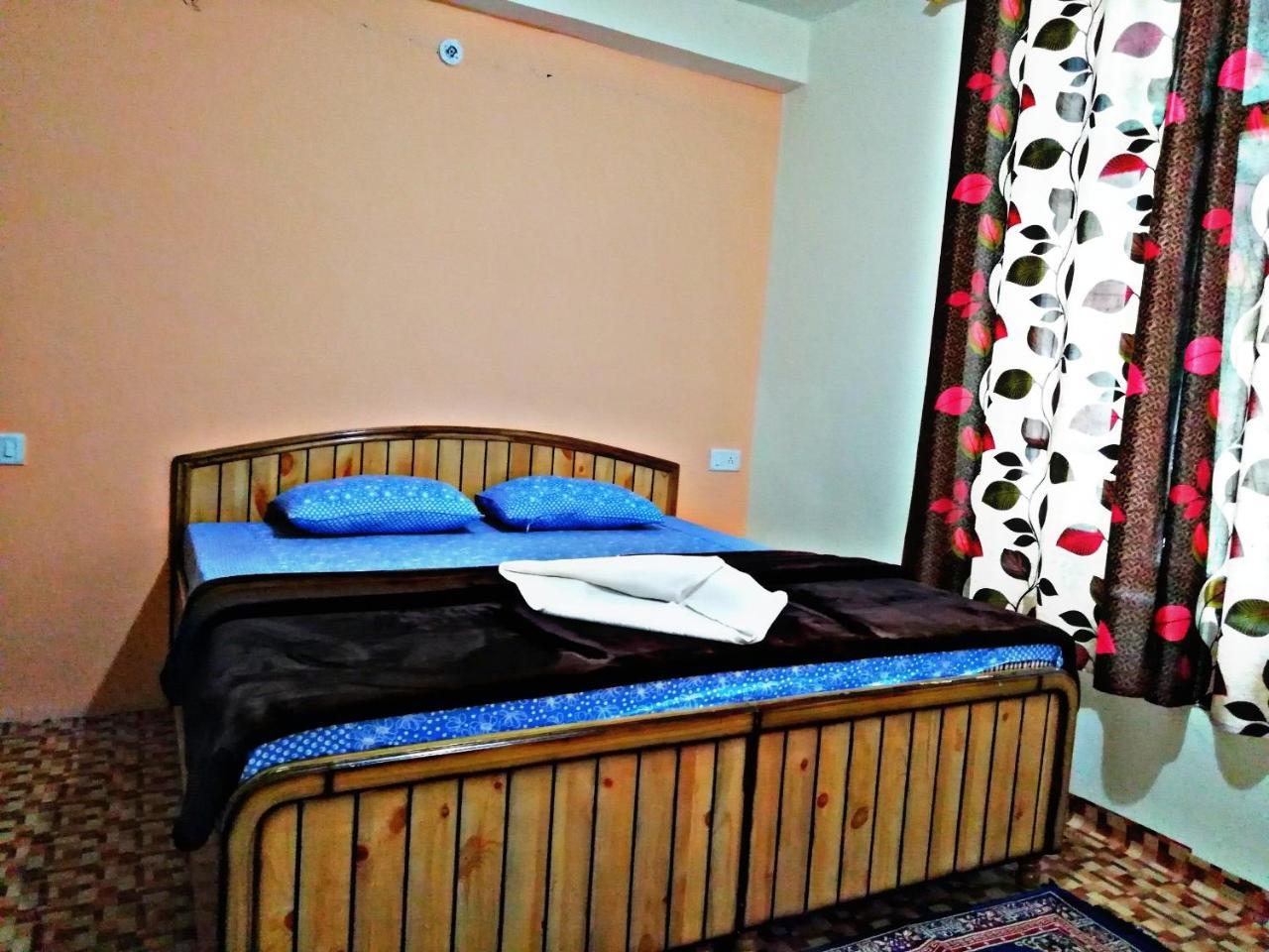 Hotel Kunga And Restaurant Manali (Himachal Pradesh)