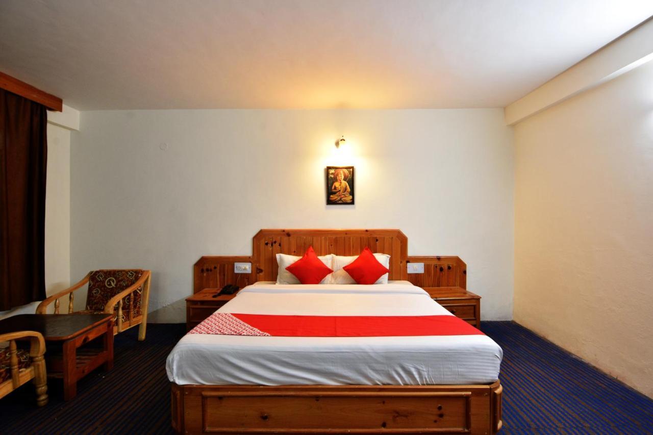 Oyo 14393 Akash Hills Hotel 3*