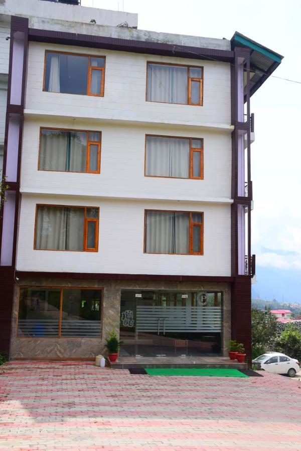 Hotel Pristine