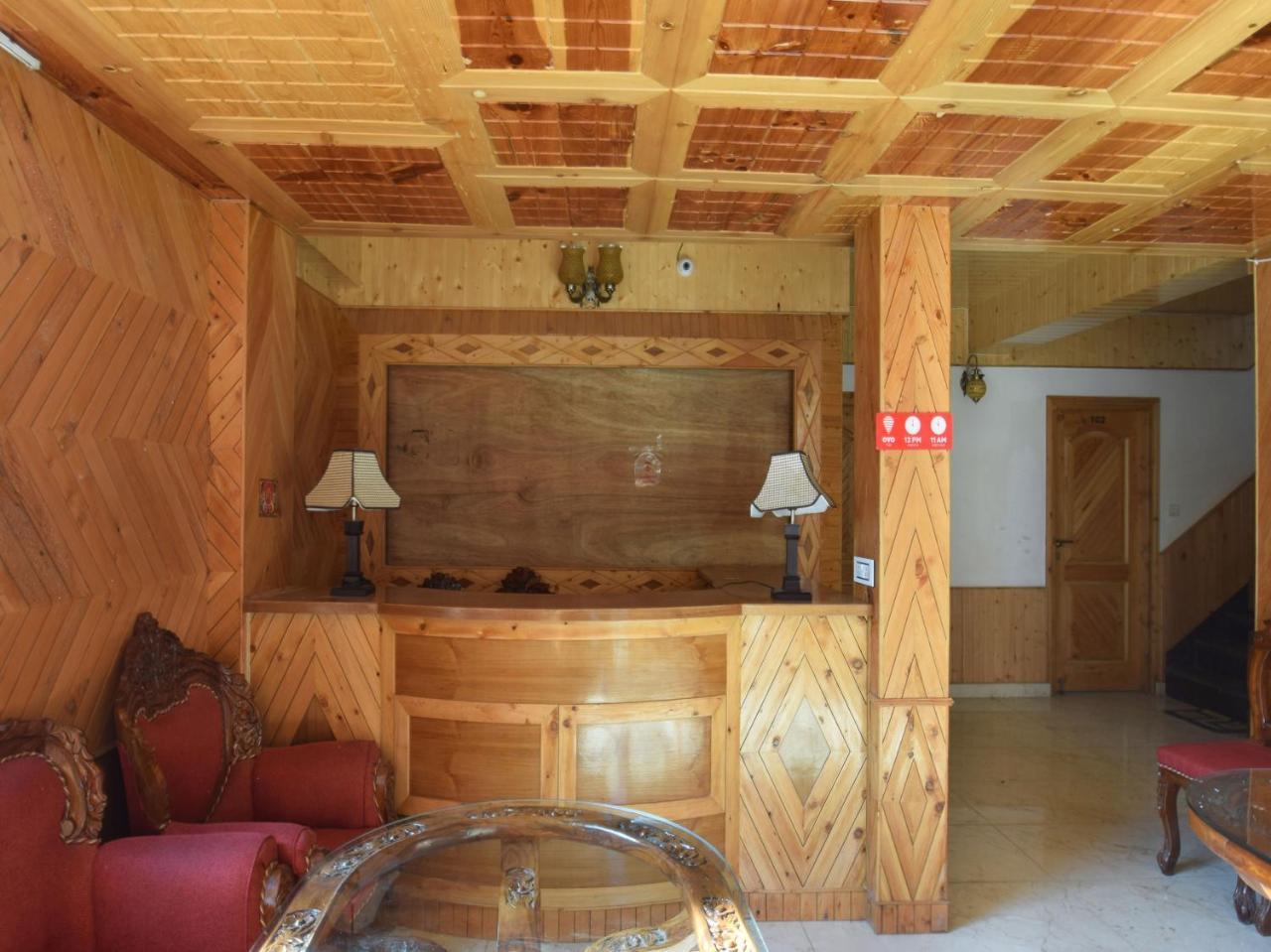 Oyo 10255 Red Apple Hotel Manali (Himachal Pradesh)
