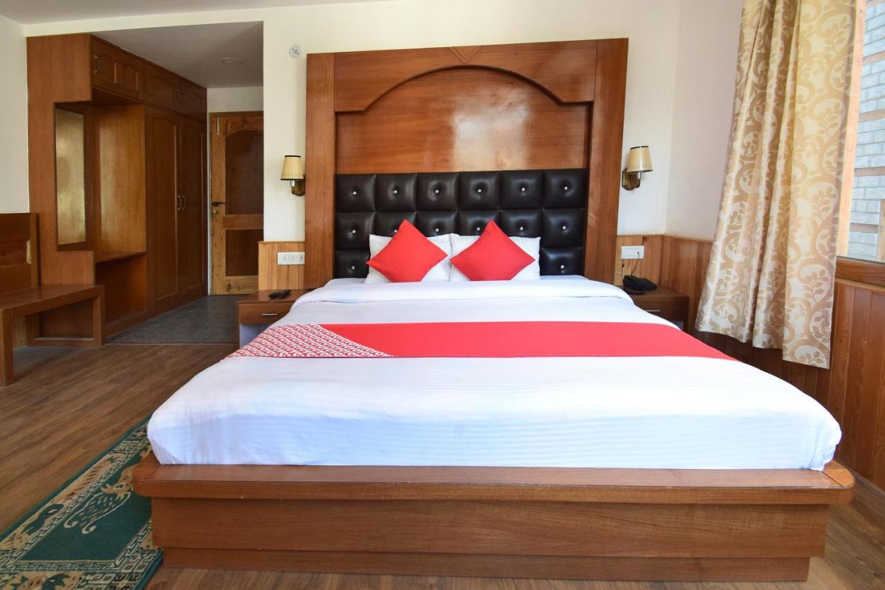 Oyo 10255 Red Apple Hotel Manali (Himachal Pradesh)
