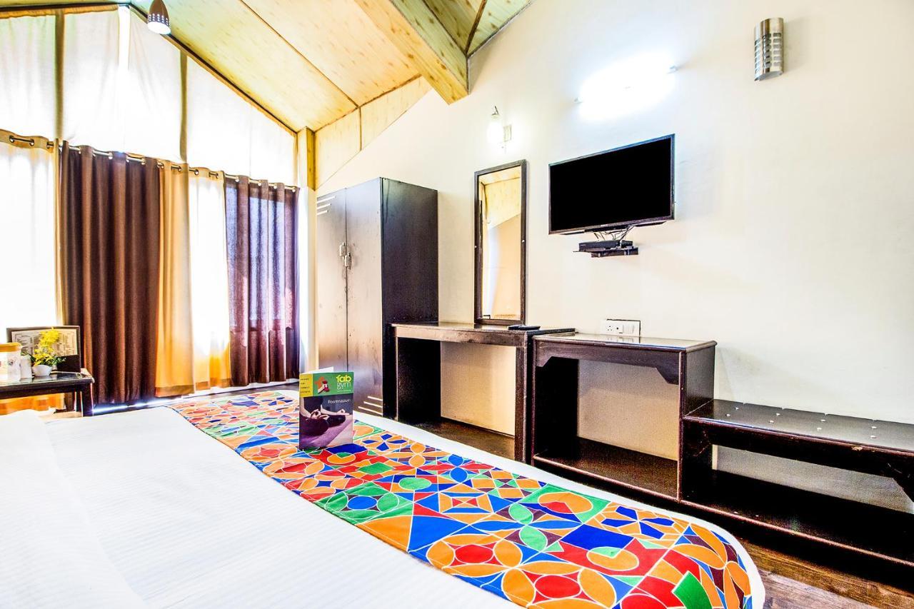 Hotel Oyo 10186 Holidays Manali (Himachal Pradesh)