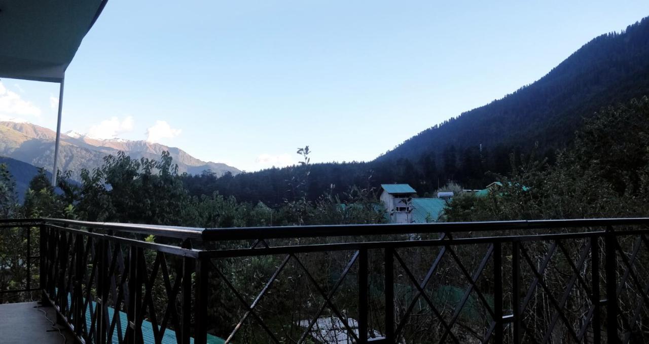 Madpackers Manali (Himachal Pradesh)