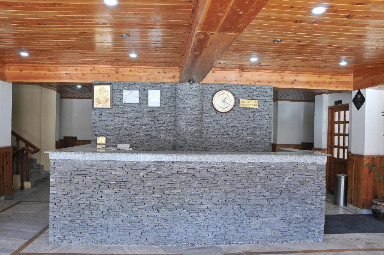 Sarthak Resorts-reside In Nature With View, 9 Kms From Mall Road 3*