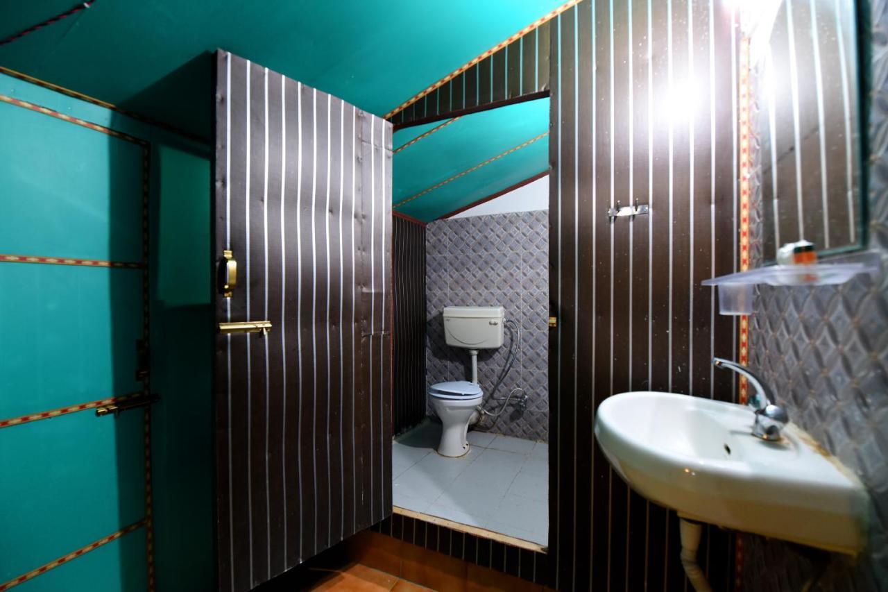 Oyo 15576 Luxrious Near Hadimba Temple *