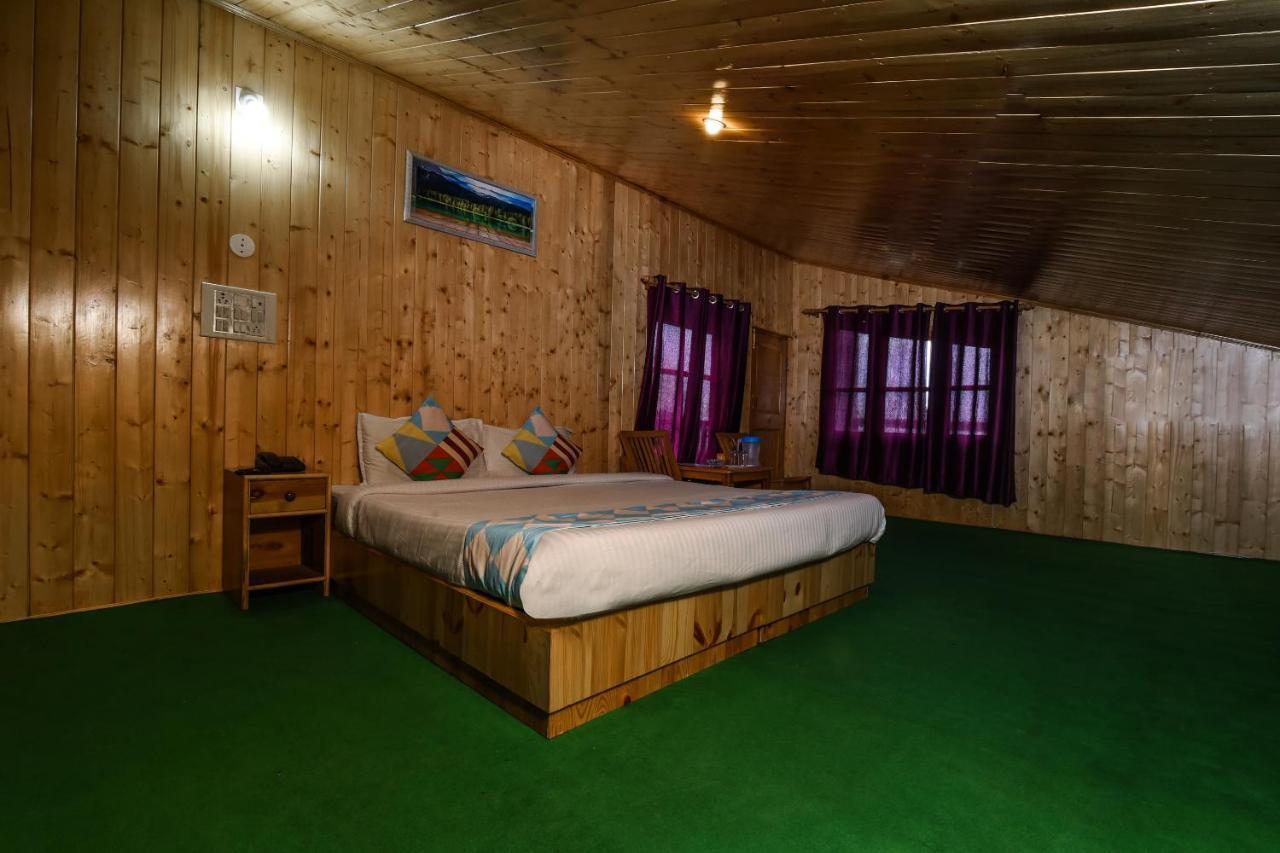Oyo 15576 Luxrious Near Hadimba Temple Apartment Manali (Himachal Pradesh)