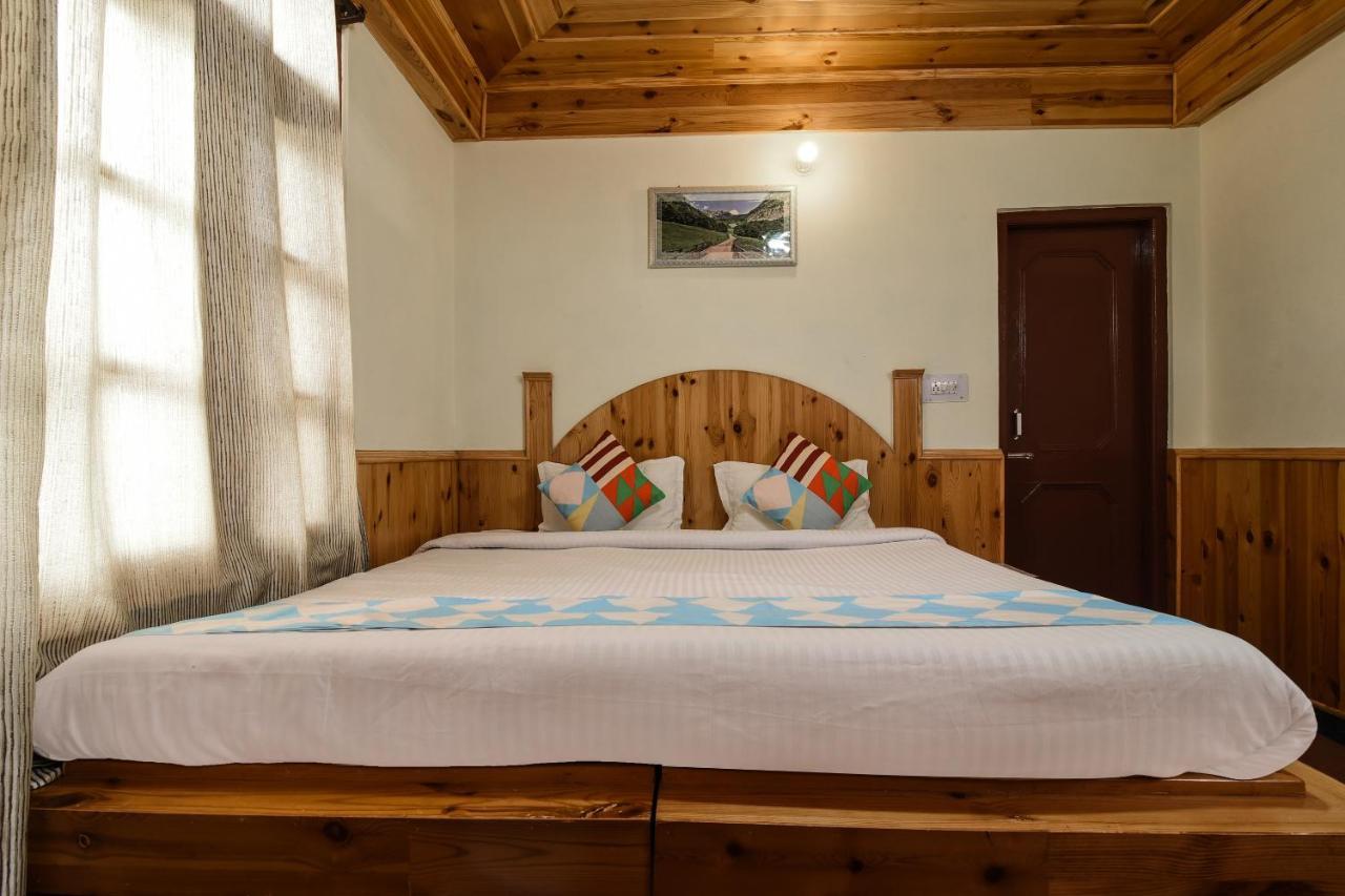 Oyo 15576 Luxrious Near Hadimba Temple