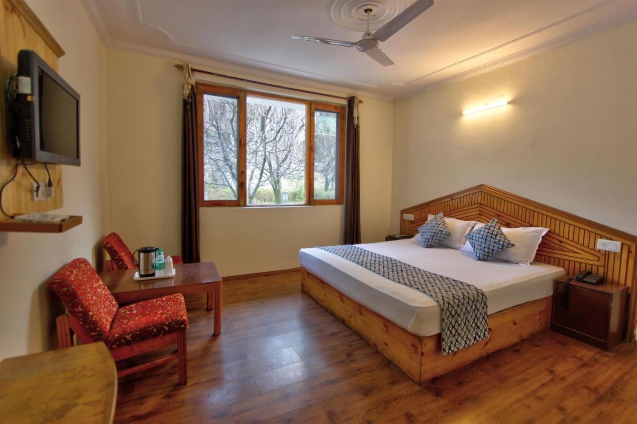Mountain Face By Snow Hotel 3*