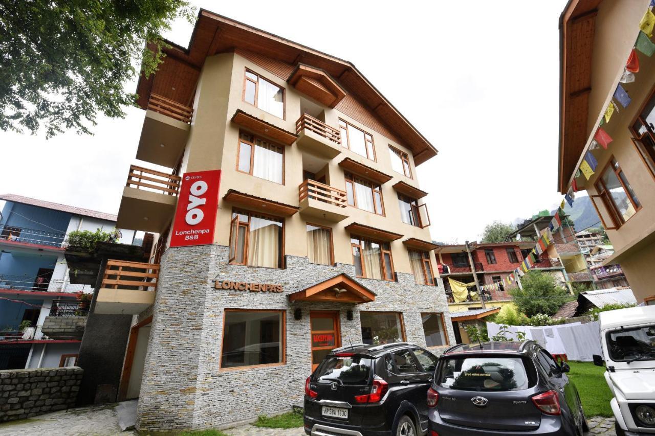 Hotel Oyo 13705 Lonchenpa Manali (Himachal Pradesh)