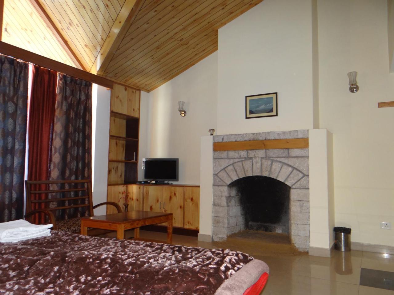 Mountain Trail Bed & Breakfast Manali (Himachal Pradesh)