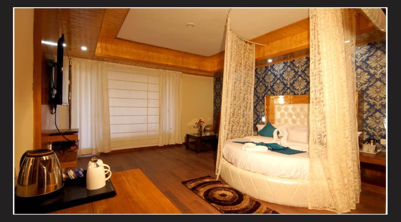 Grand Krisa & , Manali (Himachal Pradesh)
