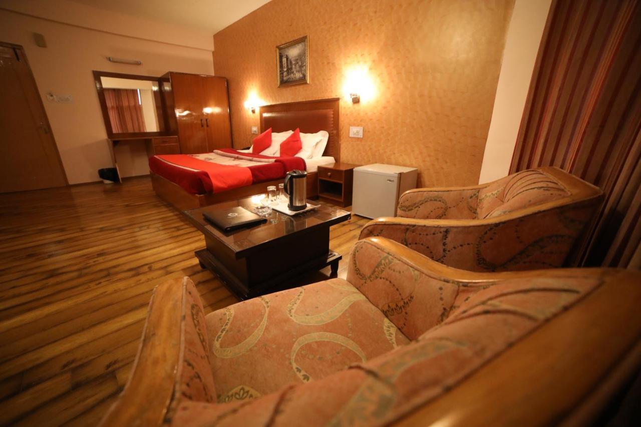 Hotel Nishita Manali (Himachal Pradesh)