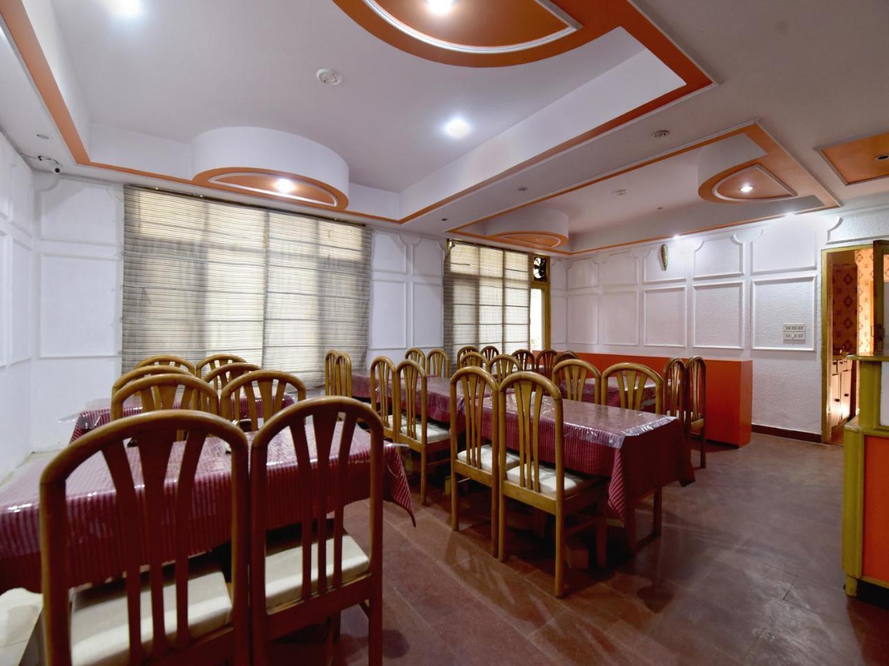 Hotel Oyo 19766 Palace Manali (Himachal Pradesh)