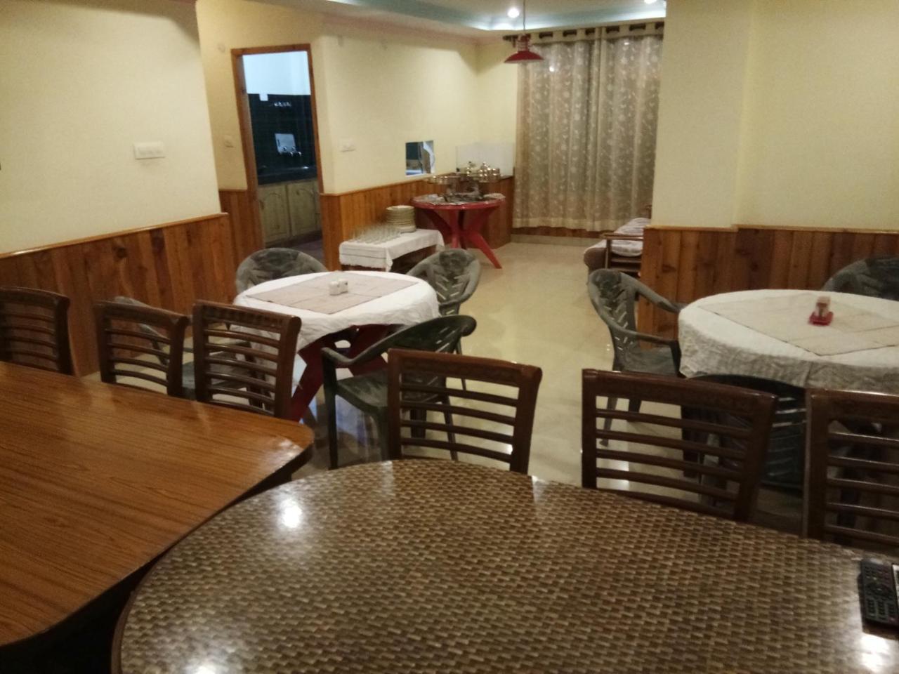 Bed & Breakfast Sunrise Manali (Himachal Pradesh)